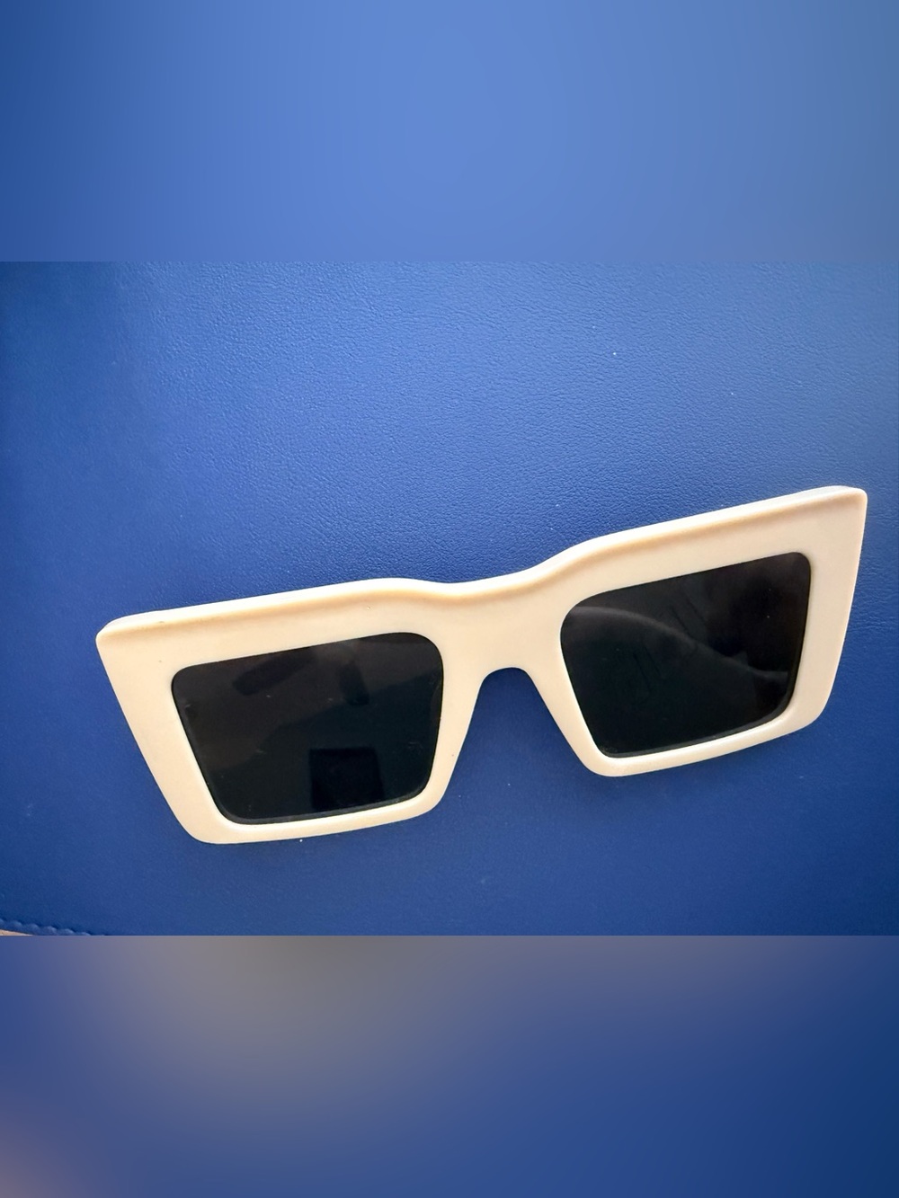 White Rectangular Fashion Sunglasses - Unbranded